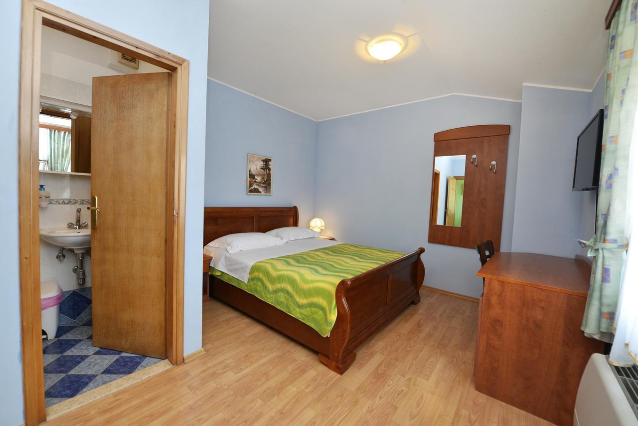 Bed And Breakfast Julia Seget  Exteriér fotografie