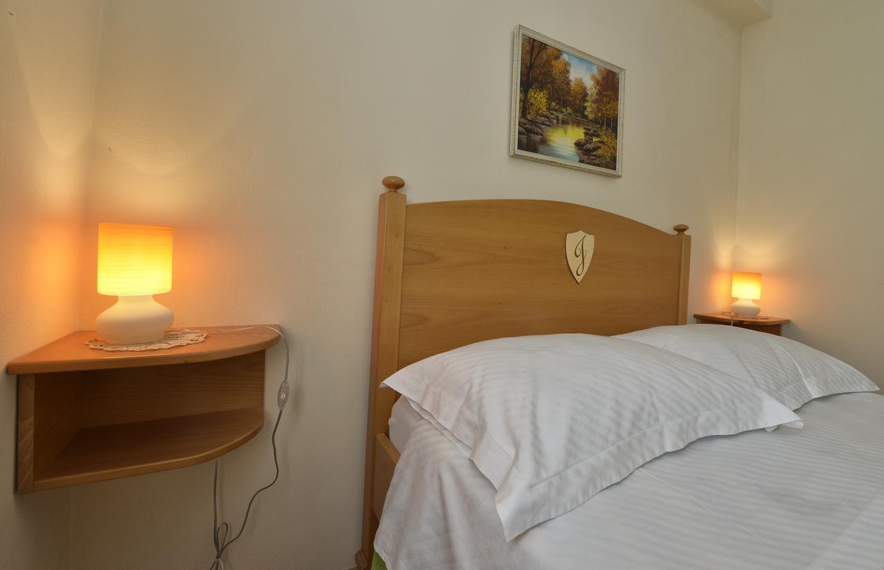 Bed And Breakfast Julia Seget  Exteriér fotografie